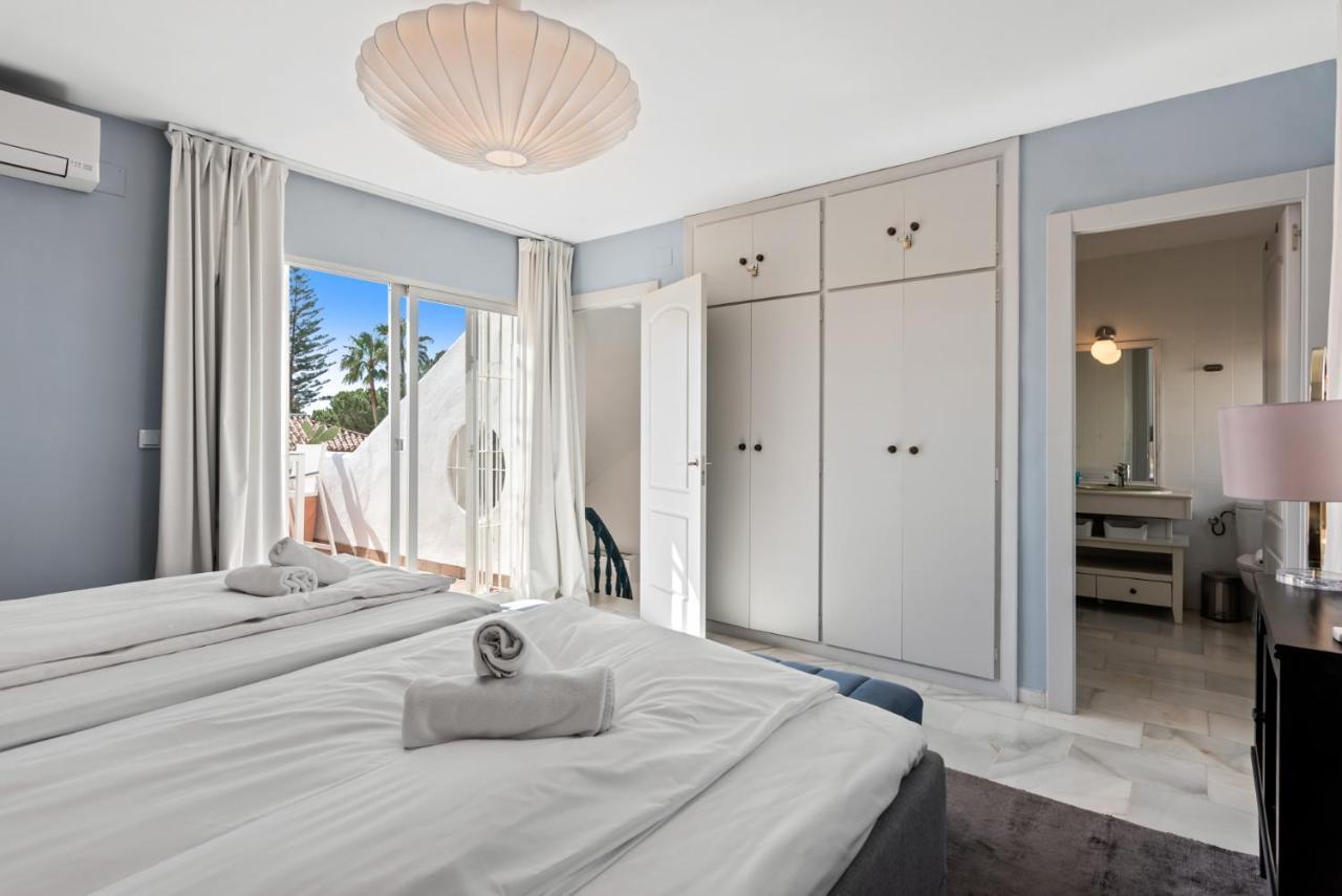 Stunning Townhouse With Pool In Riviera Del Sol By Costarentals - Ref 199 Sitio de Calahonda Екстериор снимка